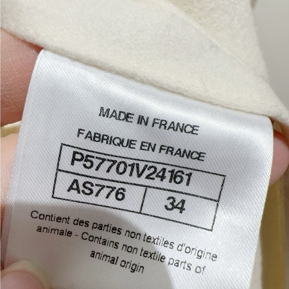 Authentic CHANEL Women's Cream Double-Breasted Pea Coat - Picture 5 of 7